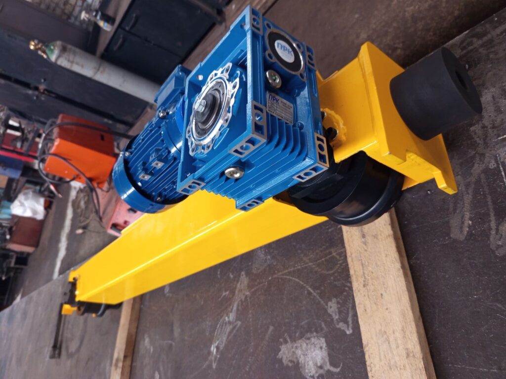 Кінцева балка опорна